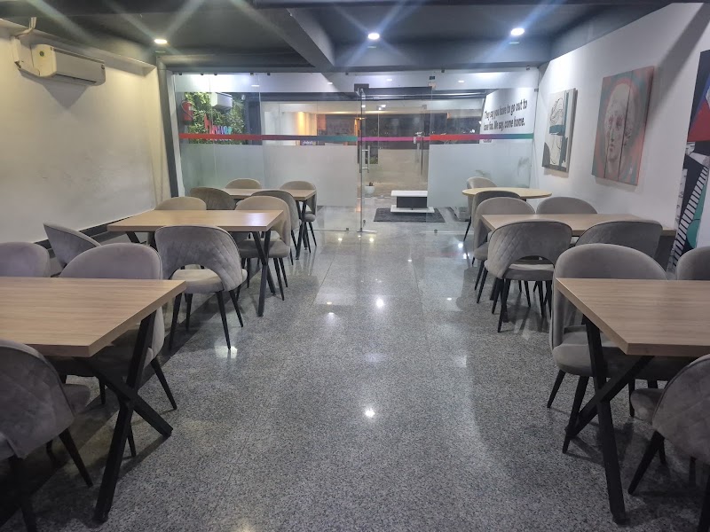 Housr 45 Veriezon - Housr 45 Veriezon 288P, Block C, Uday Nagar, Sector 45, Gurugram, Haryana 122003, India