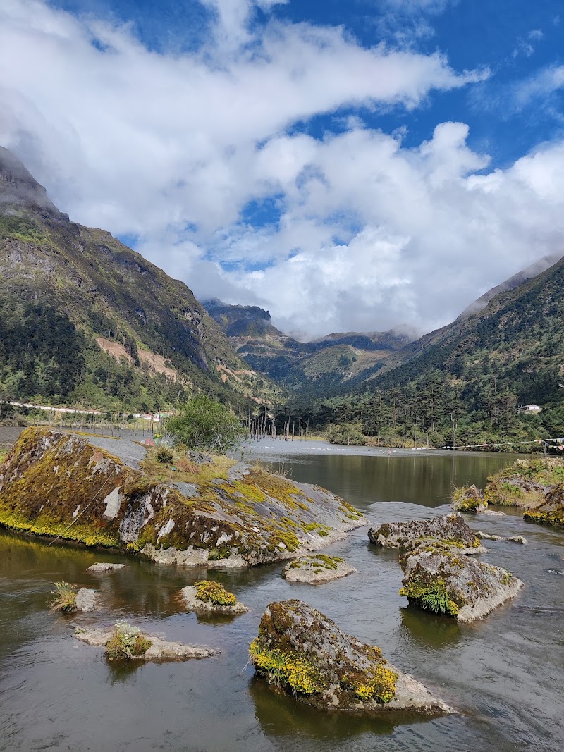 Tawang - Tawang