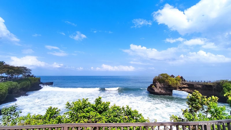 Tanah Lot - Tanah Lot Beraban, Kediri, Tabanan Regency, Bali 82121, Indonesia