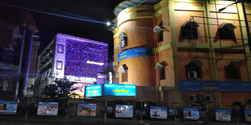 Manglore Bus Stand - Manglore Bus Stand, VRCX+XCV, Balmatta Rd, Hampankatta, Mangaluru, Karnataka 575001, India