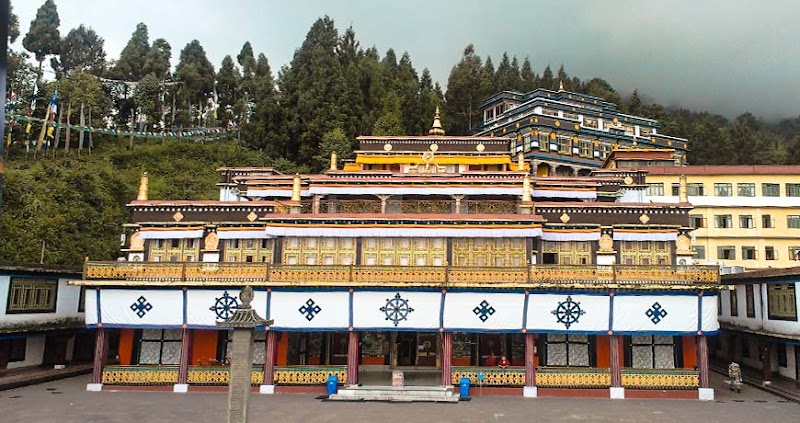 Sikkim Tour Packages - Sikkim Tour Packages Deorali, Deorali Bazar, Gangtok, Sikkim 737102, India