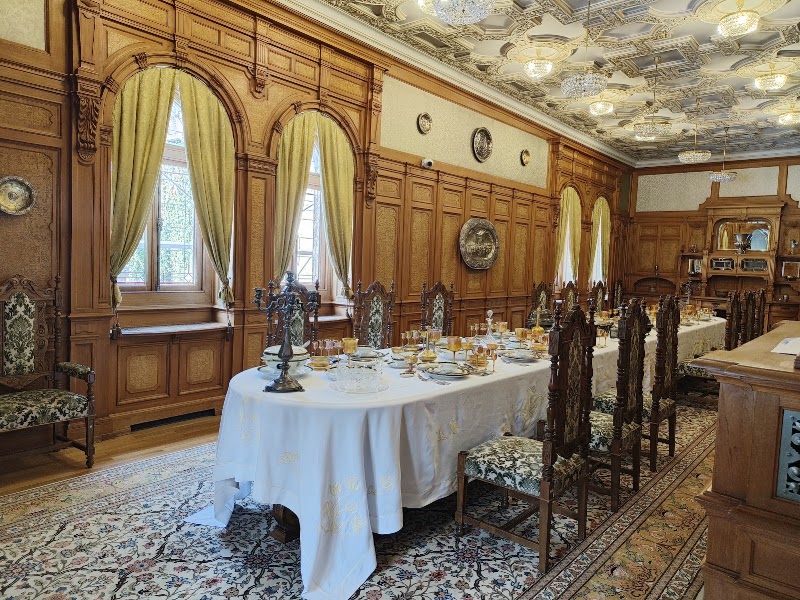 Pelișor Castle - Pelișor Castle, Aleea Peleșului 2, 106100 Sinaia, Romania