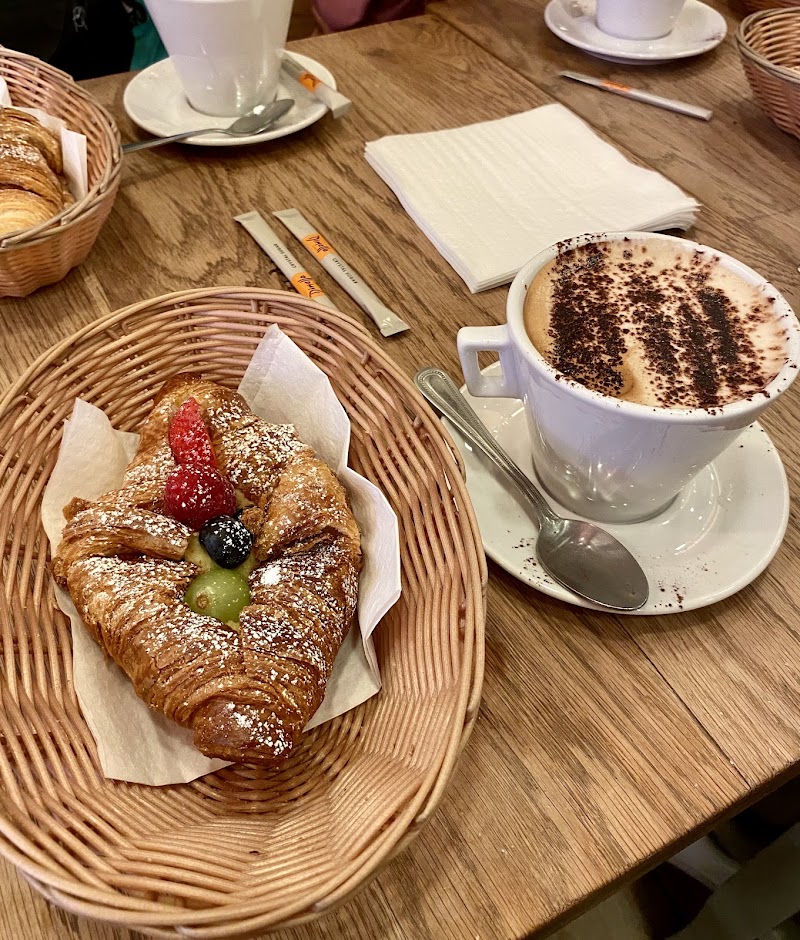 Granier Bakery Cafe - Granier Bakery Cafe 115 Queensway, London W2 4SJ, UK