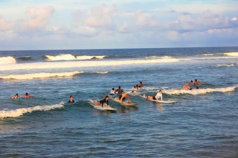 Quicksilver Surf Spot - Quicksilver Surf Spot R578+R62, Tourism Rd, General Luna, Philippines