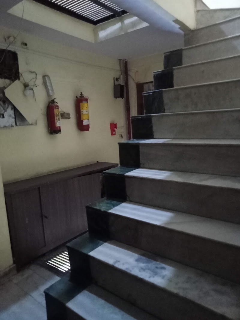 Mahesh Guest House - Mahesh Guest House, Shop No. T-316, General Market, Ramdwara Rd, near Khanna Cinema, Bazar Sangatrashan, Sidarth Basti, Bharat Nagar, Paharganj, New Delhi, Delhi 110055, India
