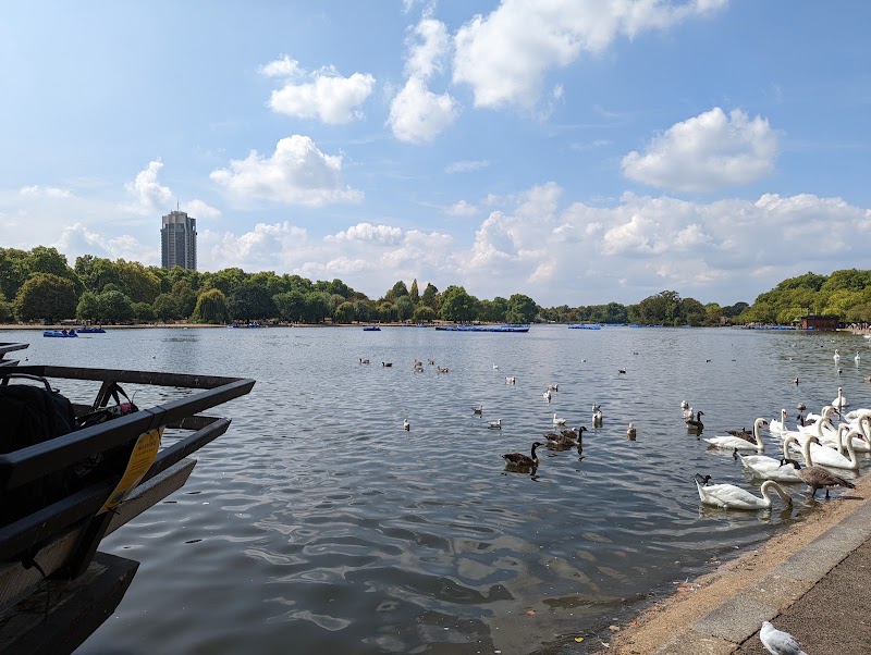 Serpentine Stephen Waterfall - Serpentine Stephen Waterfall London W2 2UH, UK