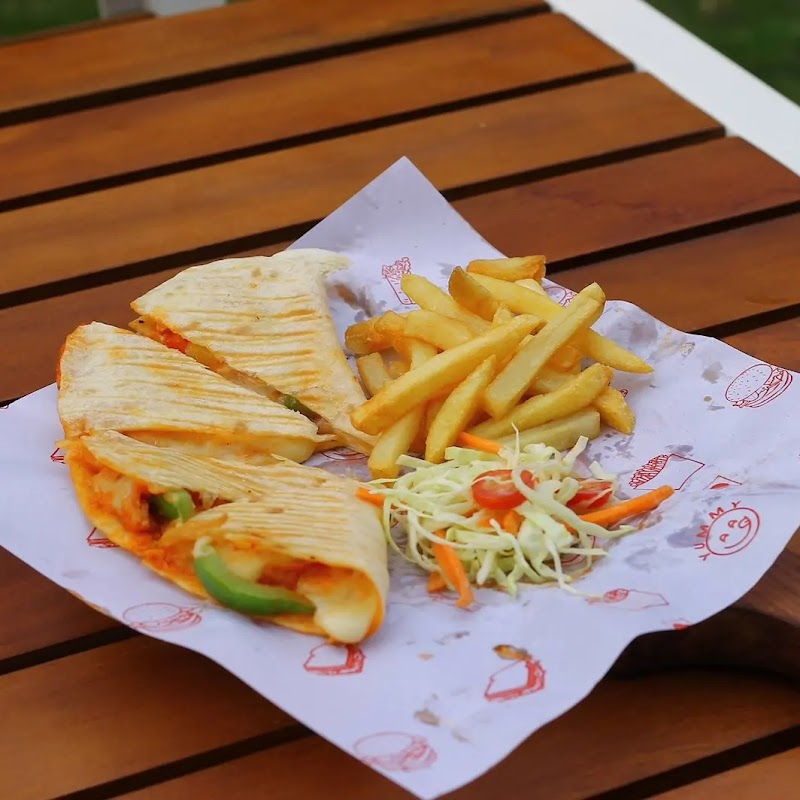 Nivys Resto Cafe & Garden Centre - Nivys Resto Cafe & Garden Centre SY No. 98/1, 98/4, Haralur Main Rd, opposite to PNR Felicity / Reliance / Cinephile Birla Circle, HSR Extension, Lakedew Residency, HSR Layout, Bengaluru, Haralur, Karnataka 560102, India
