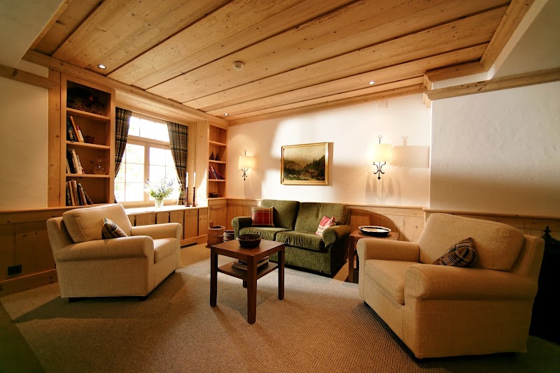 Hotel Alpenrose Wengen - Hotel Alpenrose Wengen Roossi 1371, 3823 Wengen BE, Switzerland