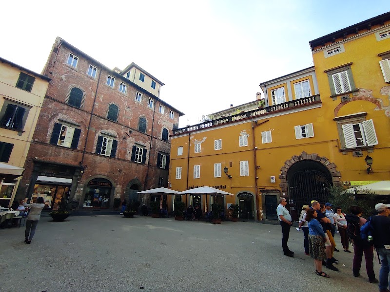 Lucca - Lucca 55100 Lucca, Province of Lucca, Italy