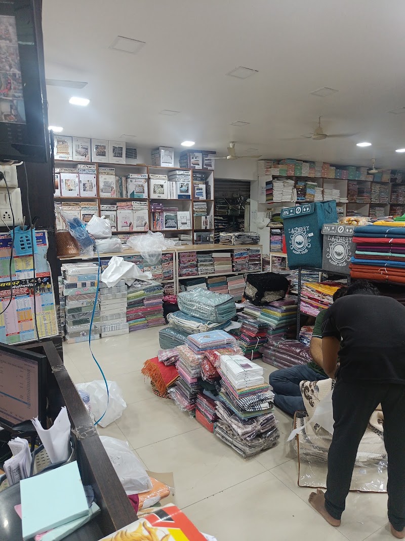INDRA HANDLOOM HOUSE - INDRA HANDLOOM HOUSE, L 1, Kashyap colony, old, Bus Stand, Belha, Bilaspur, Telipara, Chhattisgarh 495001, India