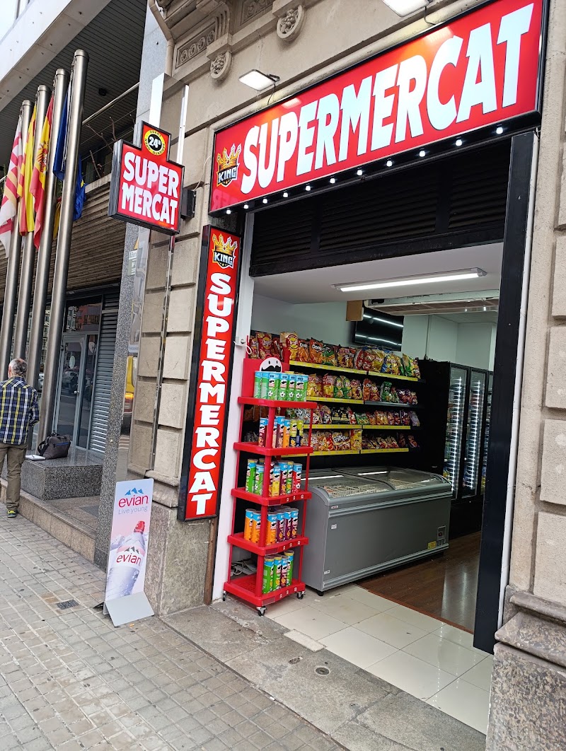 King Supermercat 24 - King Supermercat 24, Carrer d'Aragó, 277, Eixample, 08007 Barcelona, Spain