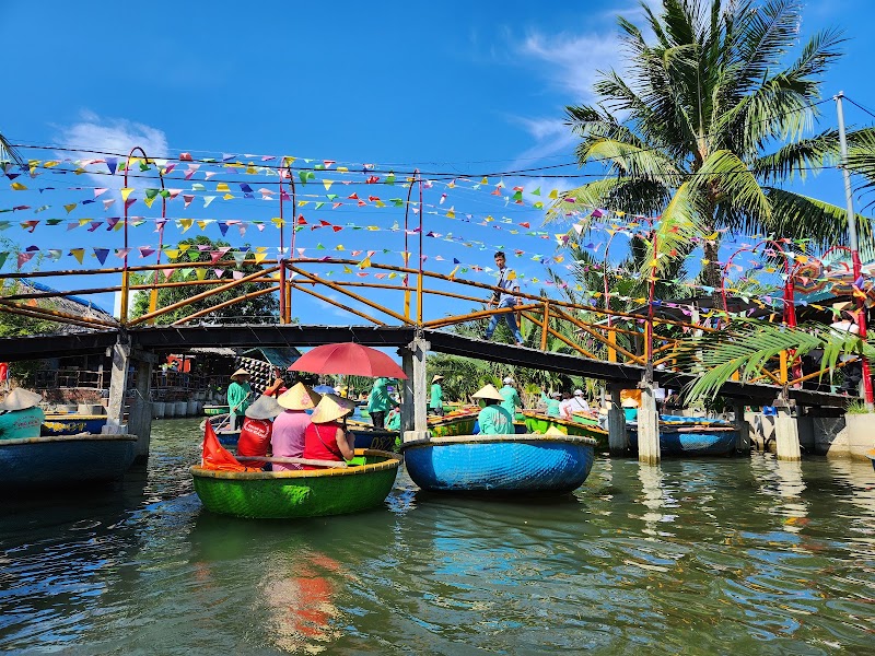 Hanh Coconut - Hanh Coconut, Trần Nhân Tông, Hội An Đông, Đà Nẵng, Vietnam