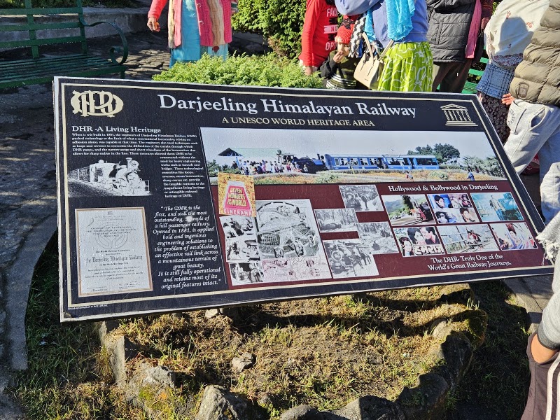 Batasia Loop ㅤ - Batasia Loop ㅤ Batasiya View Point, West Point, Ghoom, Darjeeling, West Bengal 734102, India