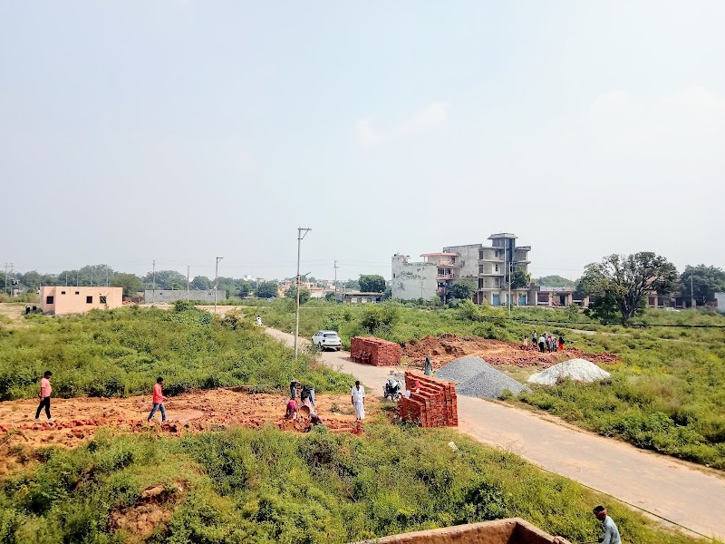 Saini - Saini, Greater Noida, Uttar Pradesh, India