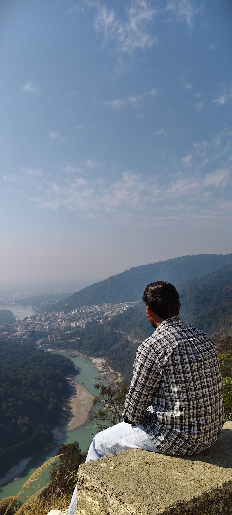 Kyarki Viewpoint - Kyarki Viewpoint 48PW+VX3, Neergarh Waterfall Rd, Kyarki, Uttarakhand 249192, India