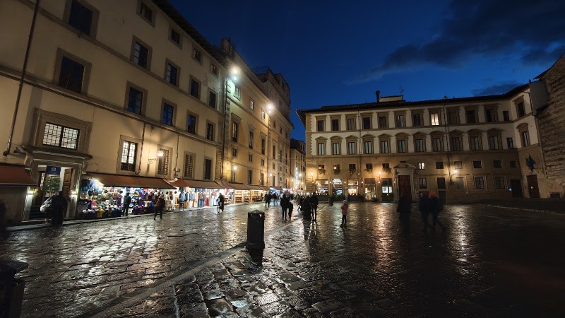 Piazza di San Lorenzo - Piazza di San Lorenzo, 50123 Firenze FI, Italy