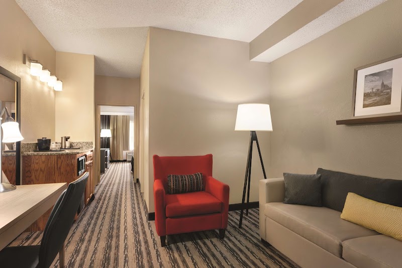 Country Inn & Suites by Radisson, Nashville Airport East, TN - Country Inn & Suites by Radisson, Nashville Airport East, TN 3423 Percy Priest Dr, Nashville, TN 37214, USA