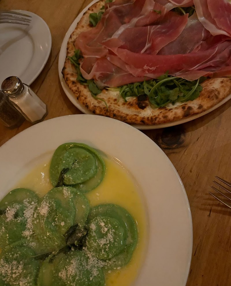 Osteria Laguna - Osteria Laguna 209 E 42nd St, New York, NY 10017, USA