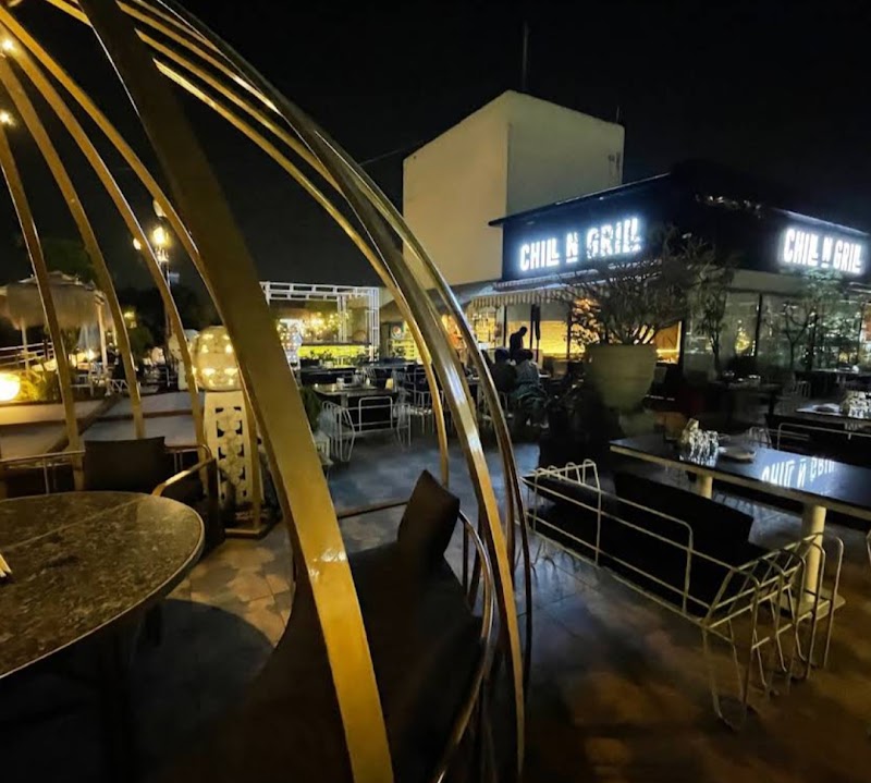 Chill N Grill - Chill N Grill Poonam Arcade, Residency Rd, Sadar, Nagpur, Maharashtra 440001, India