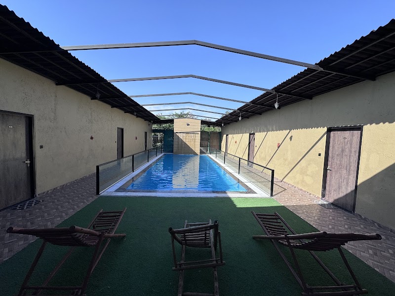 Fusion Resort - Fusion Resort Sanwer, Indore - Ujjain Rd, near Shishu Kunj School, Barodiya Ema, Indore, Madhya Pradesh 453551, India