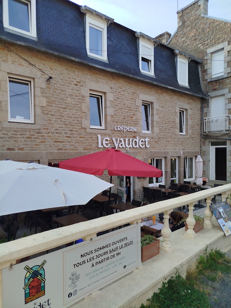 CRÊPERIE - BAR LE YAUDET - CRÊPERIE - BAR LE YAUDET, 47 Rte du Yaudet, 22300 Ploulec'h, France