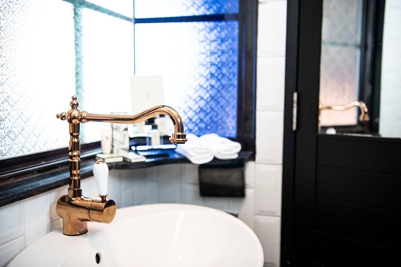 Dhevi Bangkok Hotel - Dhevi Bangkok Hotel, 233 235 237 Soi Phaya Nak, Khwaeng Thanon Phetchaburi, Khet Ratchathewi, Krung Thep Maha Nakhon 10400, Thailand