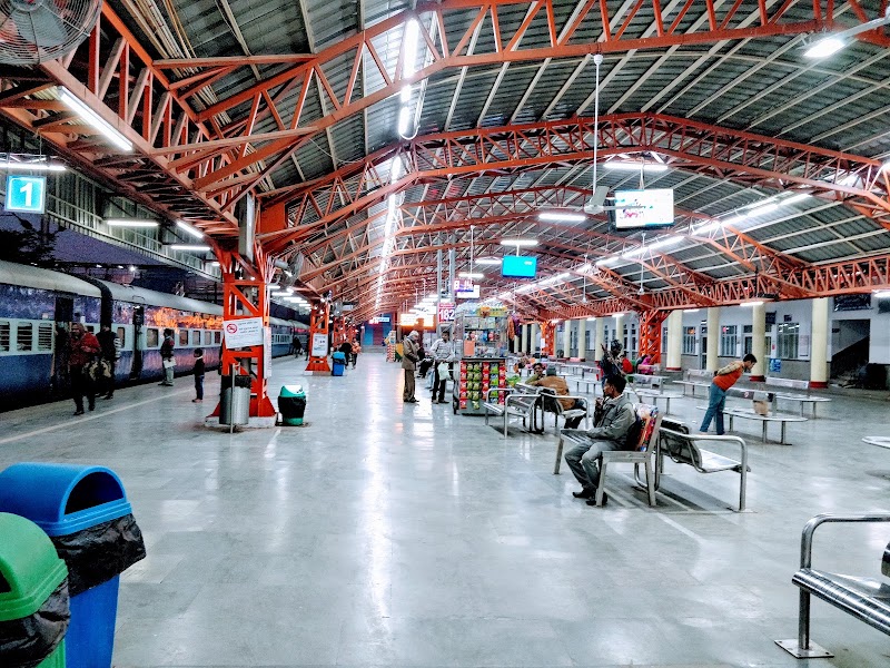 Delhi Cantt - Delhi Cantt, 394, Jail Rd, Nangal Village, Delhi Cantonment, New Delhi, Delhi 110010, India