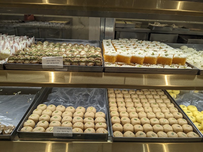 Shree babuji jodhpur misthan bhandar and bakery - Shree babuji jodhpur misthan bhandar and bakery Uit Complex, Airport Rd, Sundarwas, Khempura, Udaipur, Rajasthan 313003, India