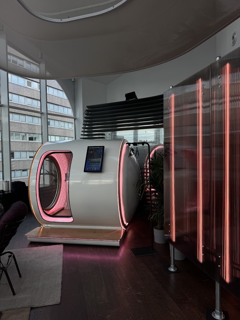 Recover Society | Longevity & Bio Hacking Center Frankfurt - Recover Society | Longevity & Bio Hacking Center Frankfurt, Gutleutstraße 85, 60329 Frankfurt am Main, Germany