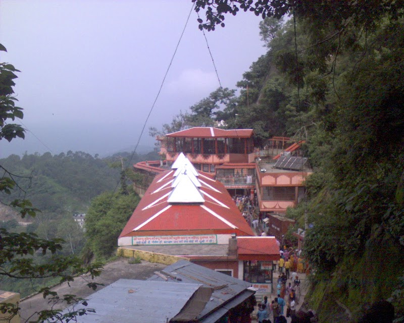 Sidh Baba Balak Nath Cave Temple - Sidh Baba Balak Nath Cave Temple, Deotsidh Rd, Sidh Baba Balaknath Mandir Complex, Deotsidh, Himachal Pradesh 176039, India