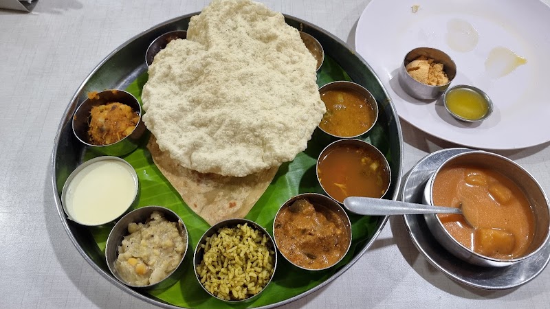 Surguru Veg Restaurant ஸற்குரு உணவகம் - Surguru Veg Restaurant ஸற்குரு உணவகம் 104, Sardar Vallabbhai Patel Salai, Heritage Town, Puducherry, 605001, India