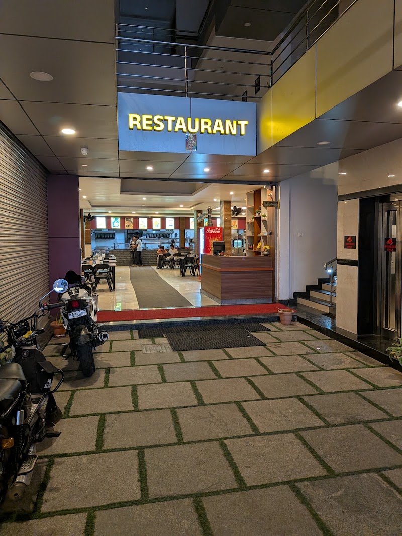 Sri Annapoorna grand pure veg - Sri Annapoorna grand pure veg BM Road, circle, near koppa, Koppa, Kushalnagar, Karnataka 571104, India