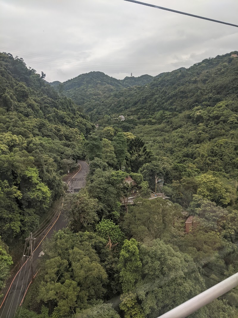 Taipei Zoo South Station - Taipei Zoo South Station, 116, Taiwan, Taipei City, Wenshan District, 萬興里新光路2段30-2號