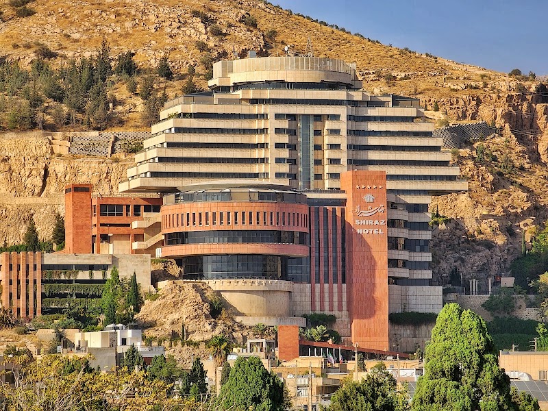 Shiraz Grand Hotel - Shiraz Grand Hotel, Fars Province, Shiraz, Quran Square, JHM6+W2W, Iran