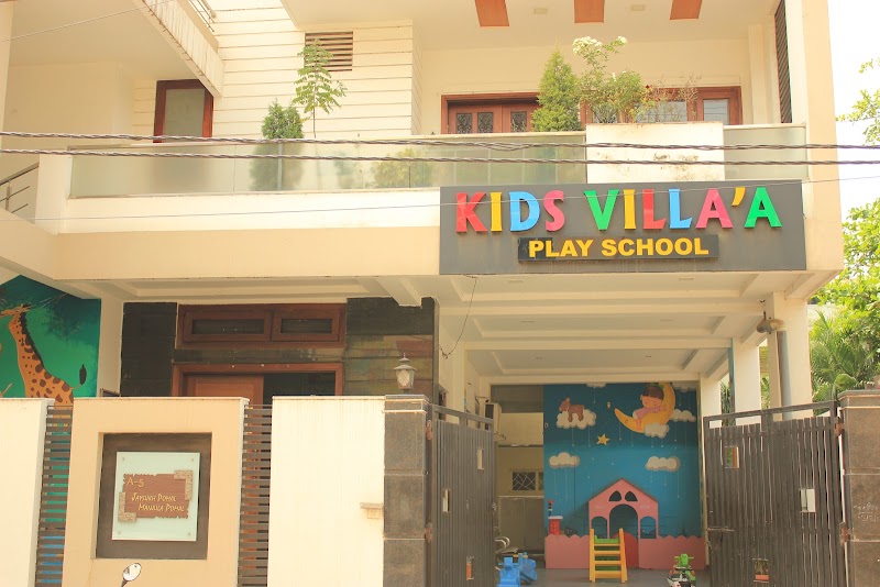 KIDS VILLA'A - Play School & Day Care - KIDS VILLA'A - Play School & Day Care, A-5, Khamardih Rd, Sales Tax Colony, Shankar Nagar, Raipur, Chhattisgarh 492004, India