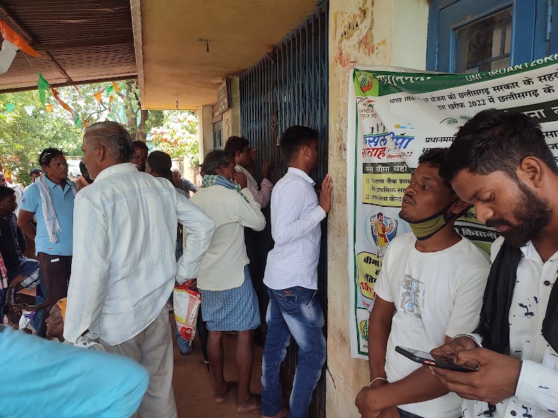Jila Sahkari Bank - Jila Sahkari Bank, Purani Mandi, 8275+F6C, Saraipali, Chhattisgarh 493558, India