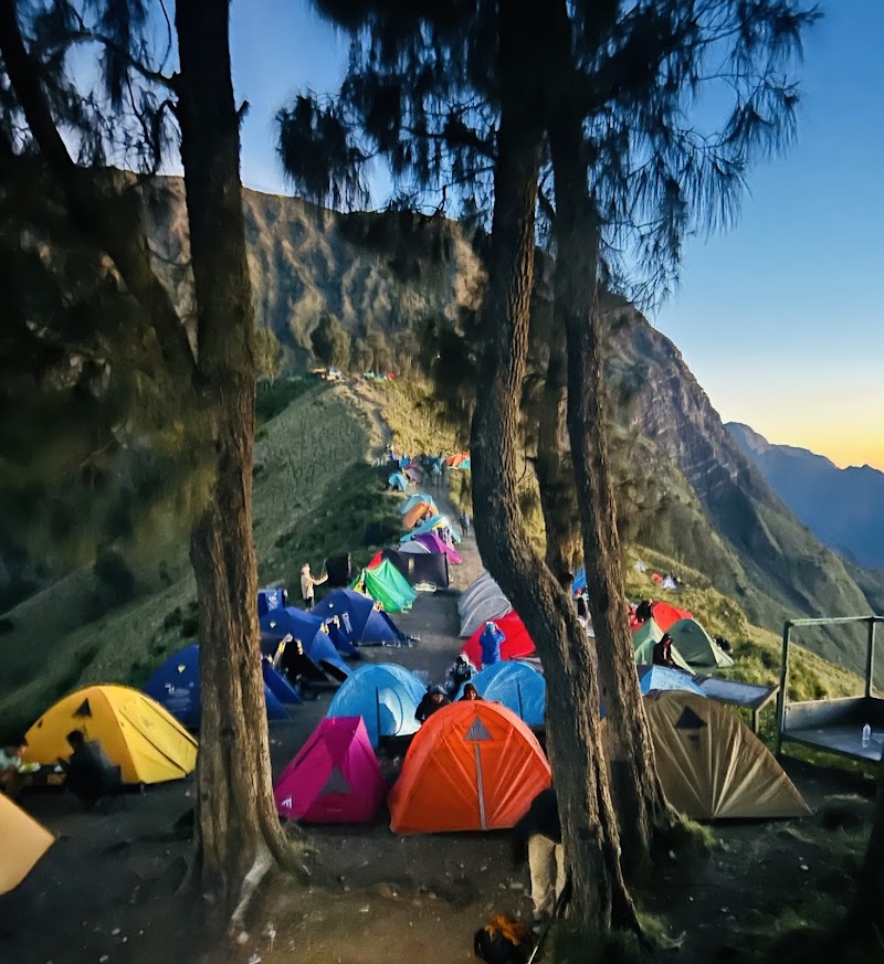 Around Rinjani - Around Rinjani, Jl. Pariwisata Senaru Desa Senaru, Dusun, Tumpang Sari, Kec. Bayan, Kabupaten Lombok Utara, Nusa Tenggara Bar. 83354, Indonesia