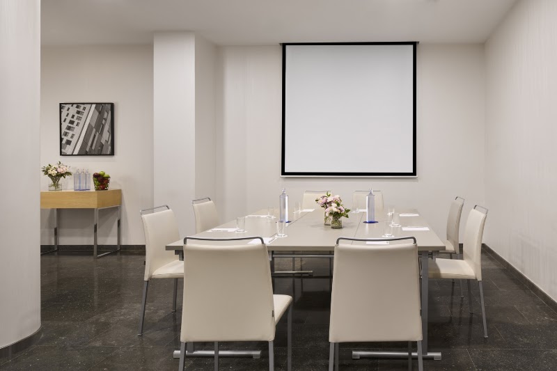 Hotel NH Barcelona Diagonal Poblenou - Hotel NH Barcelona Diagonal Poblenou Carrer d'Àlaba, 94, 96, Sant Martí, 08018 Barcelona, Spain