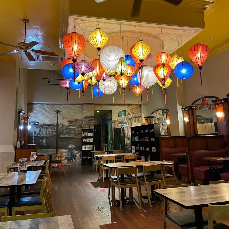 Red Sparrow - Red Sparrow, 11 Dempsey Rd, #01-18, 249673, Singapore 249673