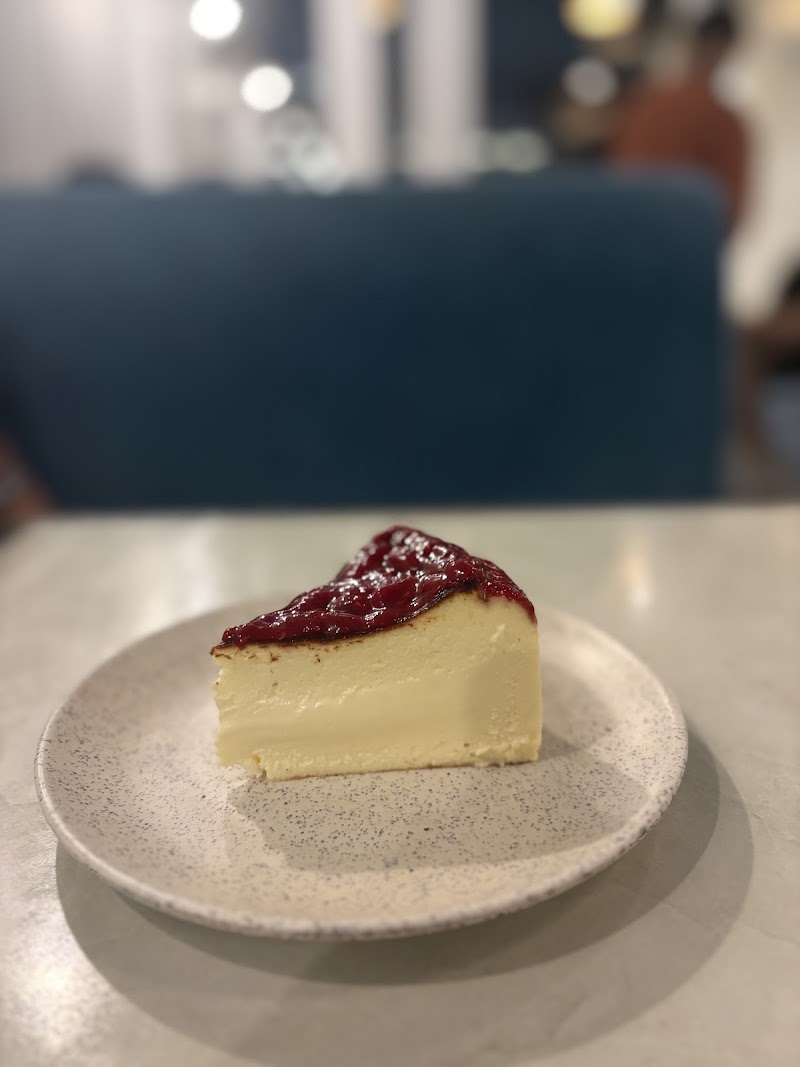Maison du Brownie & Cheese Cake Pvt Ltd - Maison du Brownie & Cheese Cake Pvt Ltd 824,Ground Floor,2nd Cross, 11th Main Rd, HAL 2nd Stage, Appareddipalya, Indiranagar, Bengaluru, Karnataka 560008, India