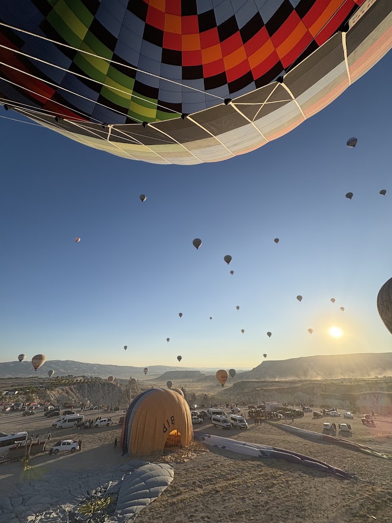 istanbul Balloons - istanbul Balloons, Göreme El Sanatları Çarşısı, No:24, İsali - Gaferli - Avcılar, 50180 Göreme/Nevşehir Merkez/Nevşehir, Türkiye