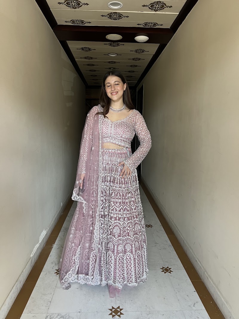 Dresszilla-rental dress , wedding dress - Dresszilla-rental dress , wedding dress 90/16, Karma Patel Marg, Madhyam Marg, near Aero Club Woodland,showroom, Mansarovar Sector 7, Sector 9, Mansarovar, Jaipur, Rajasthan 302020, India