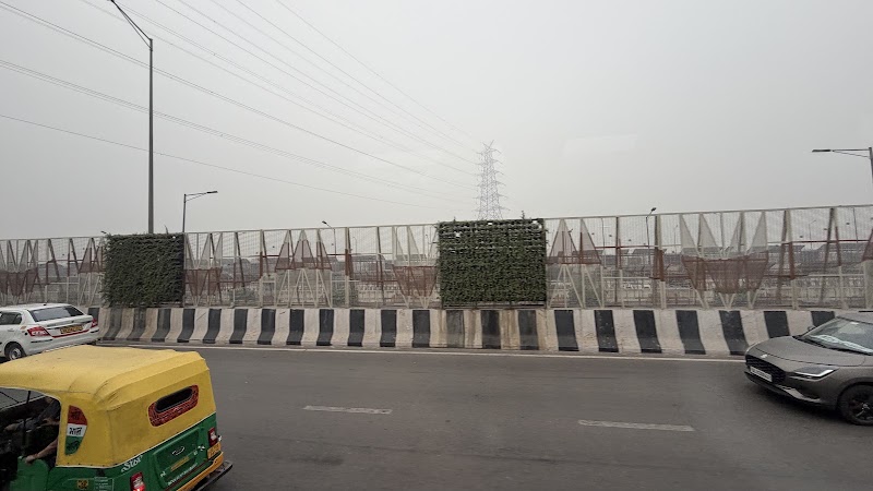 Delhi - Haridwar - Rishikesh - Dehradun - Mussoorie Highway - Delhi - Haridwar - Rishikesh - Dehradun - Mussoorie Highway, J727+JPQ, NE 3, Pandav Nagar, New Delhi, Delhi 110092, India