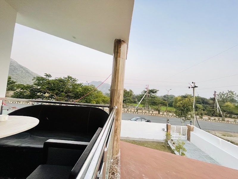 The Palm Villa Resort & Home Stays - The Palm Villa Resort & Home Stays, Bhilo ka bedla ,N.H.-27 ,pratap pura, girva, near kushaL baGh, opposite pacific hospital, Udaipur, Oton Ka Gurha, Rajasthan 313001, India