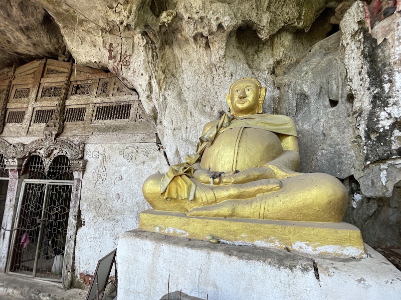 Pak Ouv Caves - Pak Ouv Caves, 26X6+CGG, Pak Ou, Laos