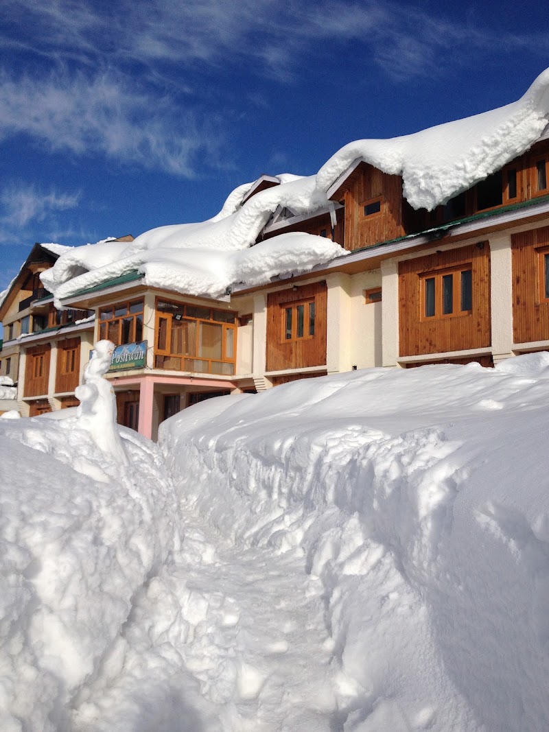 Hotel Poshwan Gulmarg - Hotel Poshwan Gulmarg Main, Gulmarg, Nagbal, 193403