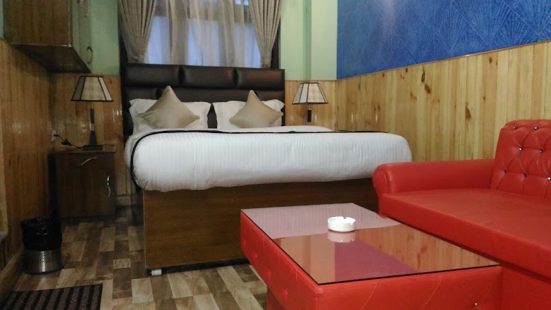 INDUS MOUNT ROYALE - 3 STAR HOTEL IN DARJEELING MALL - INDUS MOUNT ROYALE - 3 STAR HOTEL IN DARJEELING MALL, Ward No.: 10, 138/1, Dr Zakir Hussain Rd, beside SP Bunglaow, Manbari Basti, Darjeeling, West Bengal 734101, India
