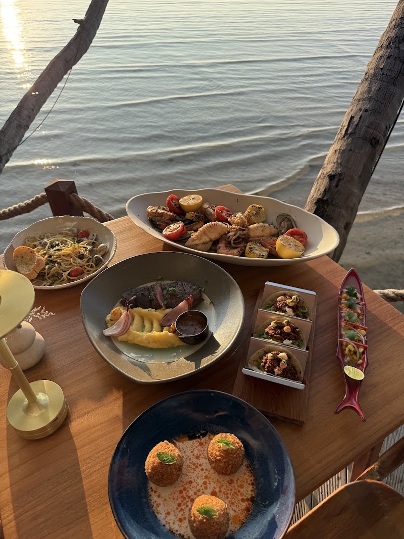 Sea La Vie Bar and Restaurant Koh Samui - ซีลาวีบาร์ เกาะสมุย - Sea La Vie Bar and Restaurant Koh Samui - ซีลาวีบาร์ เกาะสมุย 79, 100 Plai leam, Tambon Bo Put, Amphoe Ko Samui, Chang Wat Surat Thani 84320, Thailand