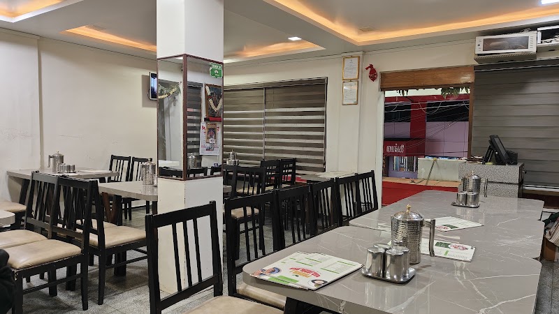 Pankaj Bhojanalaya(Pure veg & Jain food) - Pankaj Bhojanalaya(Pure veg & Jain food) No.1, Bharathiyar Complex, Charing Cross, Commercial Rd, Upper Bazar, Ooty, Tamil Nadu 643001, India