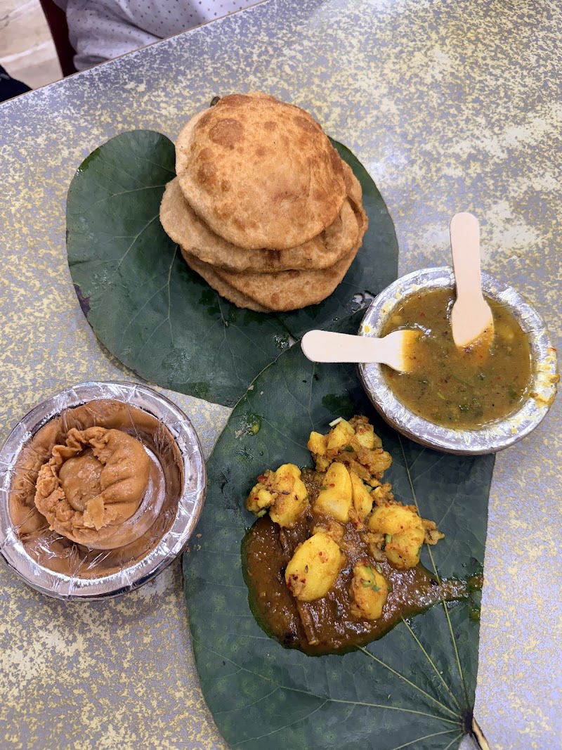 Mathura Walo Ki Pracheen Dukaan - Mathura Walo Ki Pracheen Dukaan X539+F4H, Moti Bazar Rd, near Thanda Kuan, Haridwar, Uttarakhand 249401, India